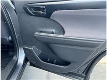 Vehicle Thumb #27