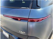 Vehicle Thumb #21