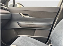 Vehicle Thumb #15