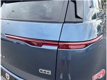 Vehicle Thumb #22