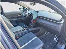Vehicle Thumb #12