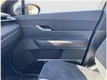 Vehicle Thumb #15