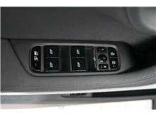 Vehicle Thumb #17