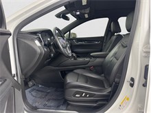Vehicle Thumb #15