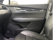 Vehicle Thumb #16