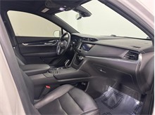 Vehicle Thumb #21