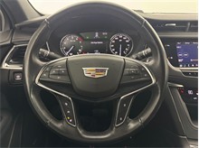 Vehicle Thumb #24
