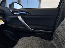 Vehicle Thumb #17