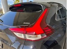 Vehicle Thumb #25
