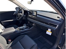 Vehicle Thumb #14