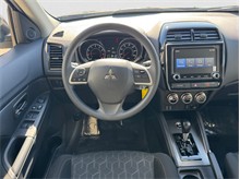 Vehicle Thumb #15