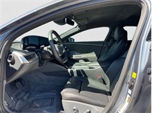 Vehicle Thumb #10
