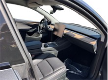 Vehicle Thumb #14
