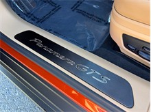 Vehicle Thumb #29
