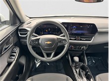 Vehicle Thumb #15