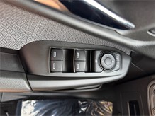 Vehicle Thumb #17