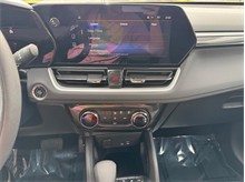 Vehicle Thumb #19