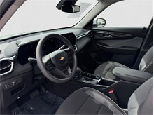Vehicle Thumb #9