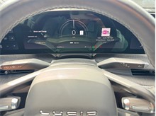 Vehicle Thumb #19