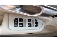 Vehicle Thumb #21