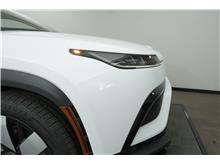 Vehicle Thumb #9