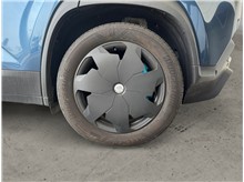 Vehicle Thumb #9