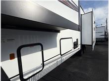 Vehicle Thumb #6