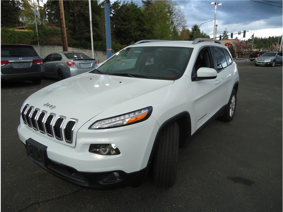 2018 Jeep Cherokee from United Auto Group LLC