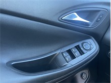 Vehicle Thumb #12