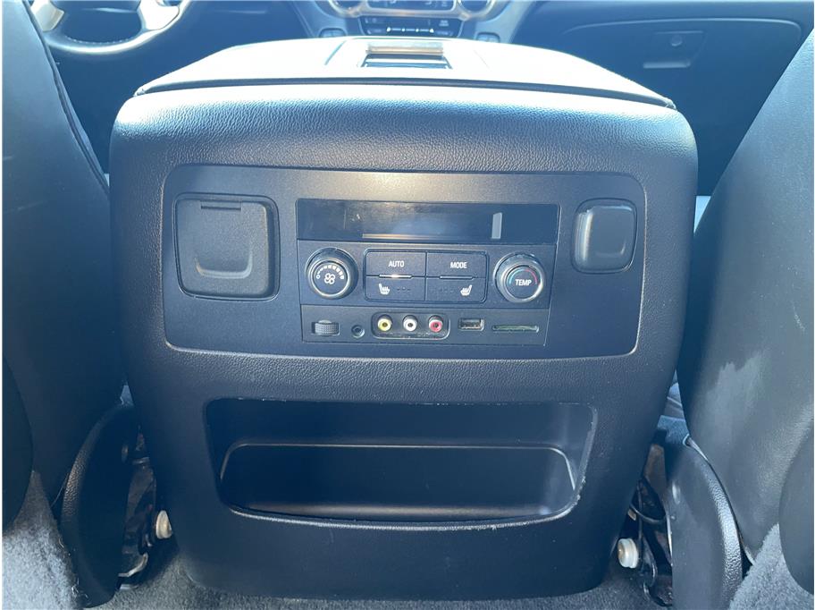 2016 GMC Yukon Denali - Photo 19