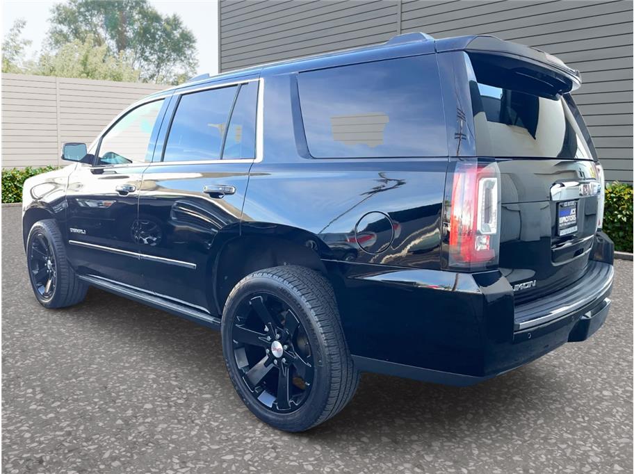 2016 GMC Yukon Denali - Photo 6