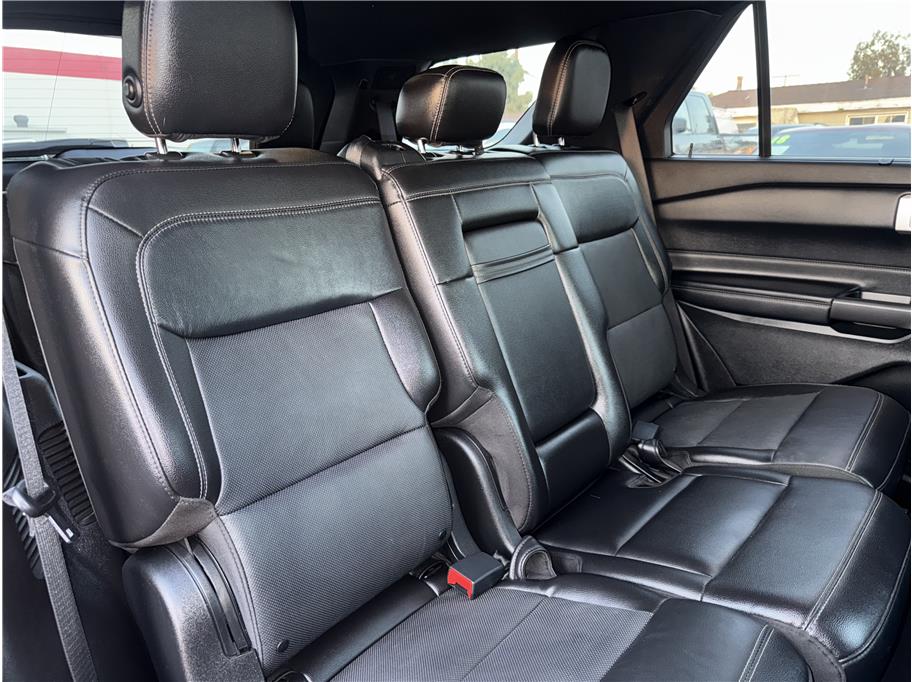 2020 Ford Explorer Limited - Photo 13
