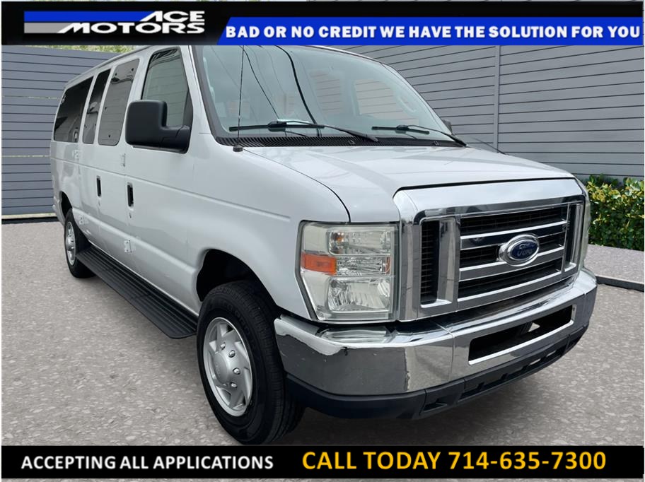2013 Ford E-Series E-350 XLT Super Duty's photo