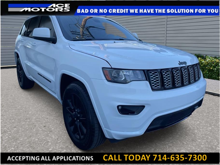 2018 Jeep Grand Cherokee Altitude 4WD's photo