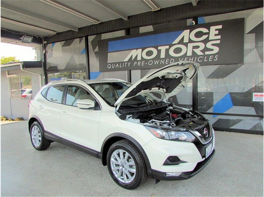 2021 Nissan Rogue Sport SV FWD's photo