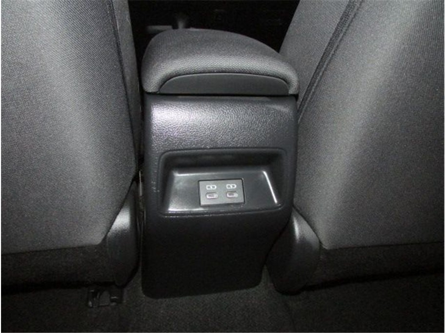 2024 Toyota Corolla LE - Photo 22
