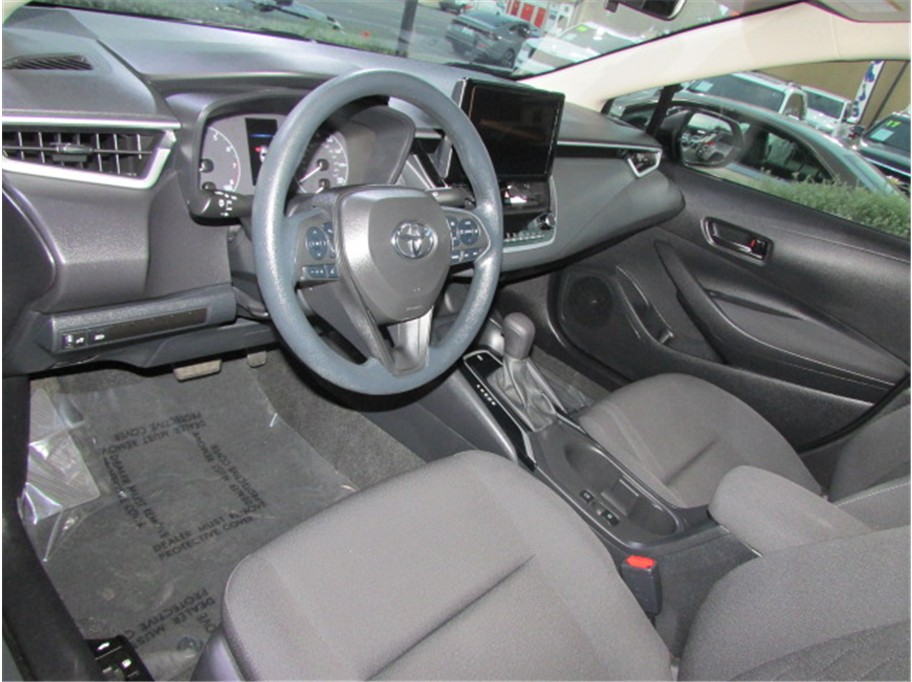2024 Toyota Corolla LE - Photo 37