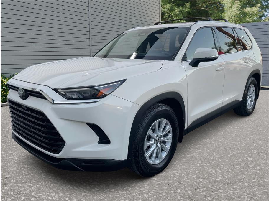 2024 Toyota Grand Highlander from ACE Motors