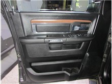 Vehicle Thumb #32