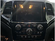 Vehicle Thumb #20