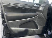 Vehicle Thumb #40