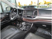 Vehicle Thumb #28