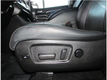 Vehicle Thumb #72