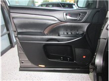 Vehicle Thumb #9