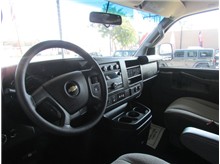 Vehicle Thumb #55