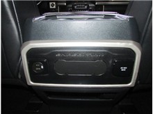 Vehicle Thumb #22