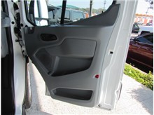 Vehicle Thumb #82