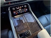Vehicle Thumb #53