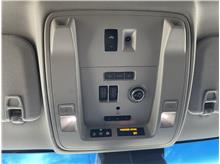 Vehicle Thumb #22