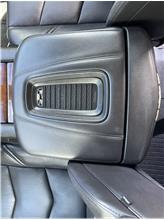 Vehicle Thumb #75